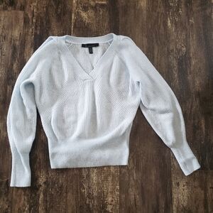 White House Black Market Vneck Knit Sweater. Size Small